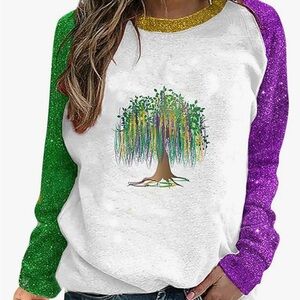 Mardi Gras sweatshirt!  Xl-never worn